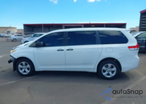 2011 Toyota Sienna Base V6 из США, поврежденный, VIN 5TDZK3DC5BS164903